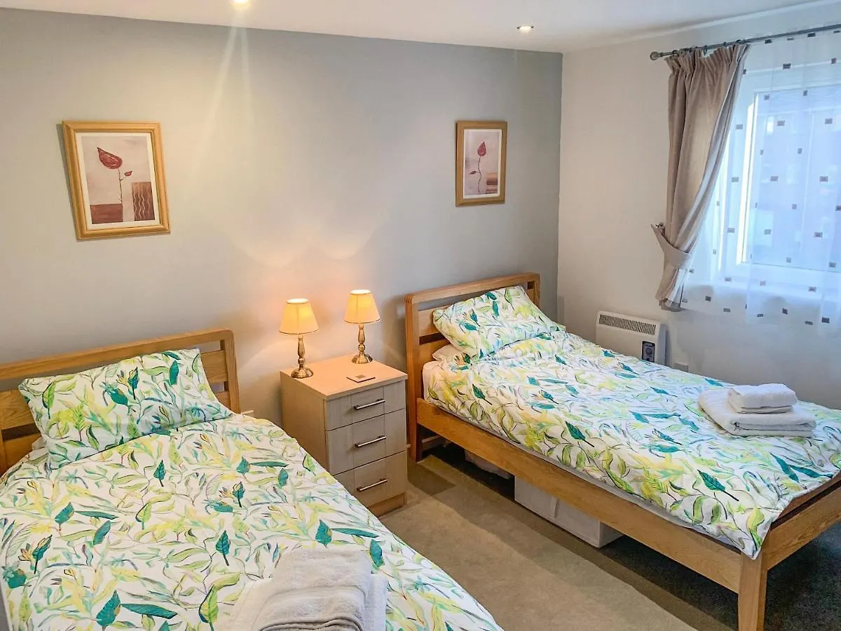Holiday home Beachlands Llanelli