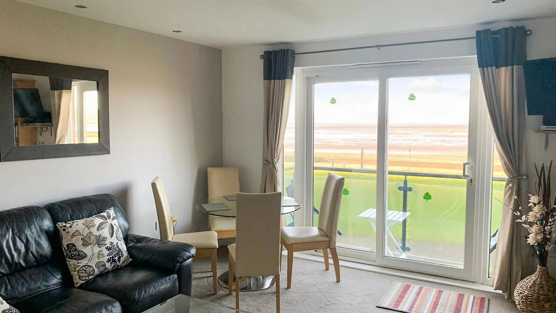 Holiday home Beachlands Llanelli United Kingdom